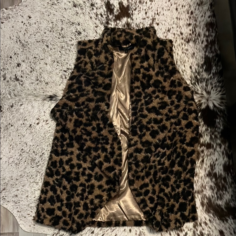 Leopard Print Faux Fur Vest